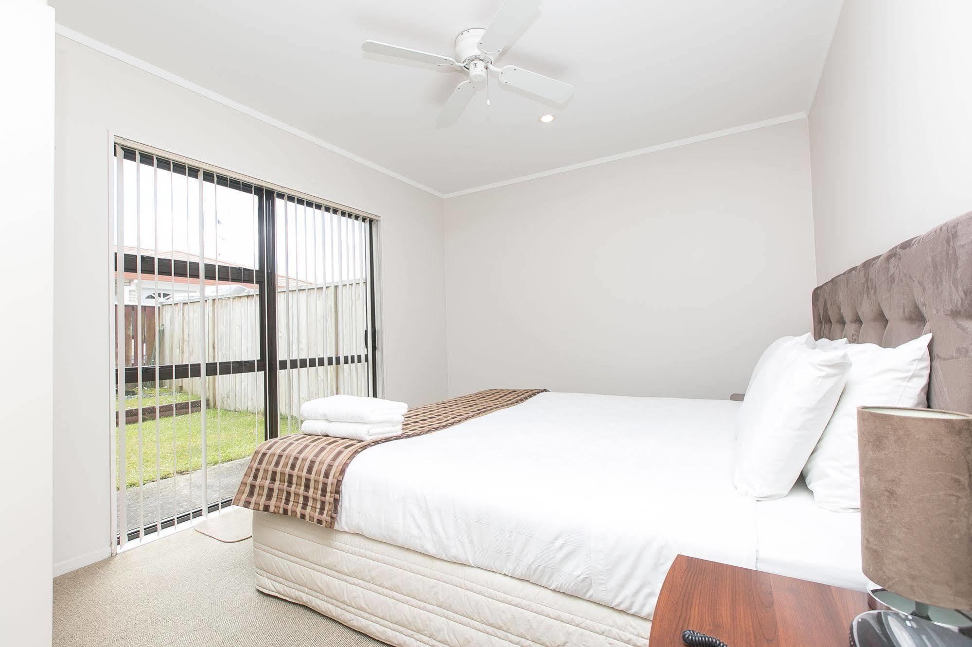 Parkview Motor Inn Pukekohe Eksteriør bilde